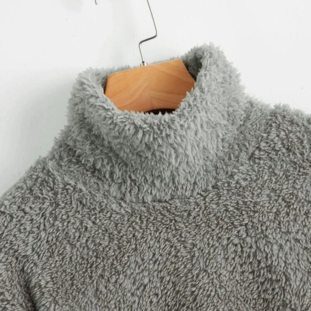 Mock Neck Crop Teddy Pullover - Picture 4 of 4